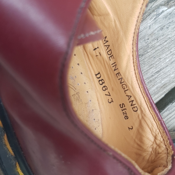 ♡ Vintage Dr. Martens Oxblood classic shoes - Picture 4 of 4